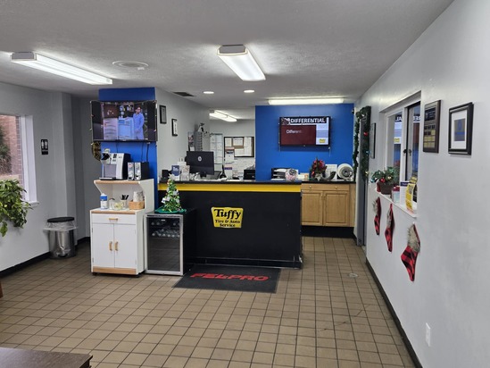 Tuffy Auto Service Center’s Certified Technicians Bloomington, Illinois