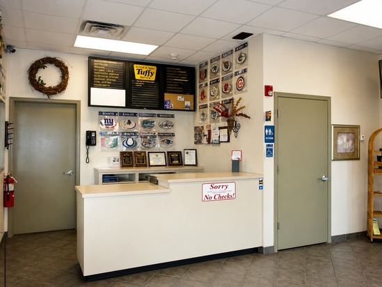 Tuffy Auto Service Center’s Certified Technicians Fort Myers, Florida 