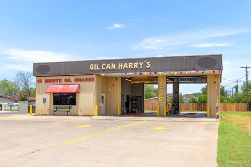 Oil Can Harry's - Edinburg