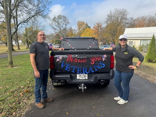 Veterans Day Parade (Tuffy Gallatin) 